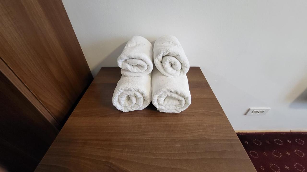 Boutique Global Aparthotel Μπρασόβ Εξωτερικό φωτογραφία