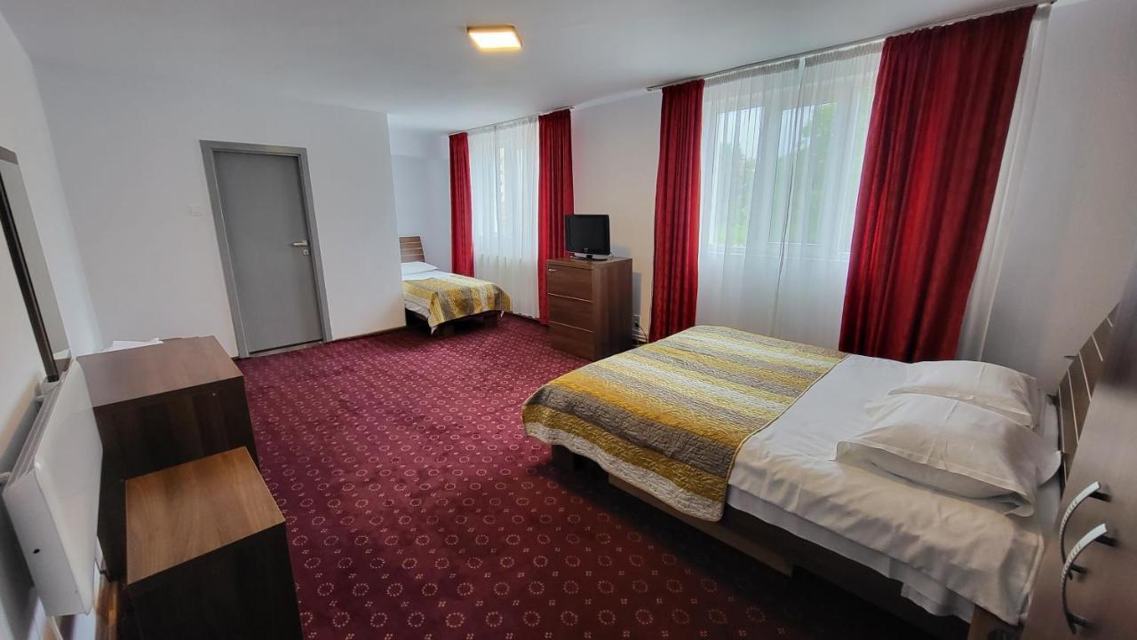 Boutique Global Aparthotel Μπρασόβ Εξωτερικό φωτογραφία