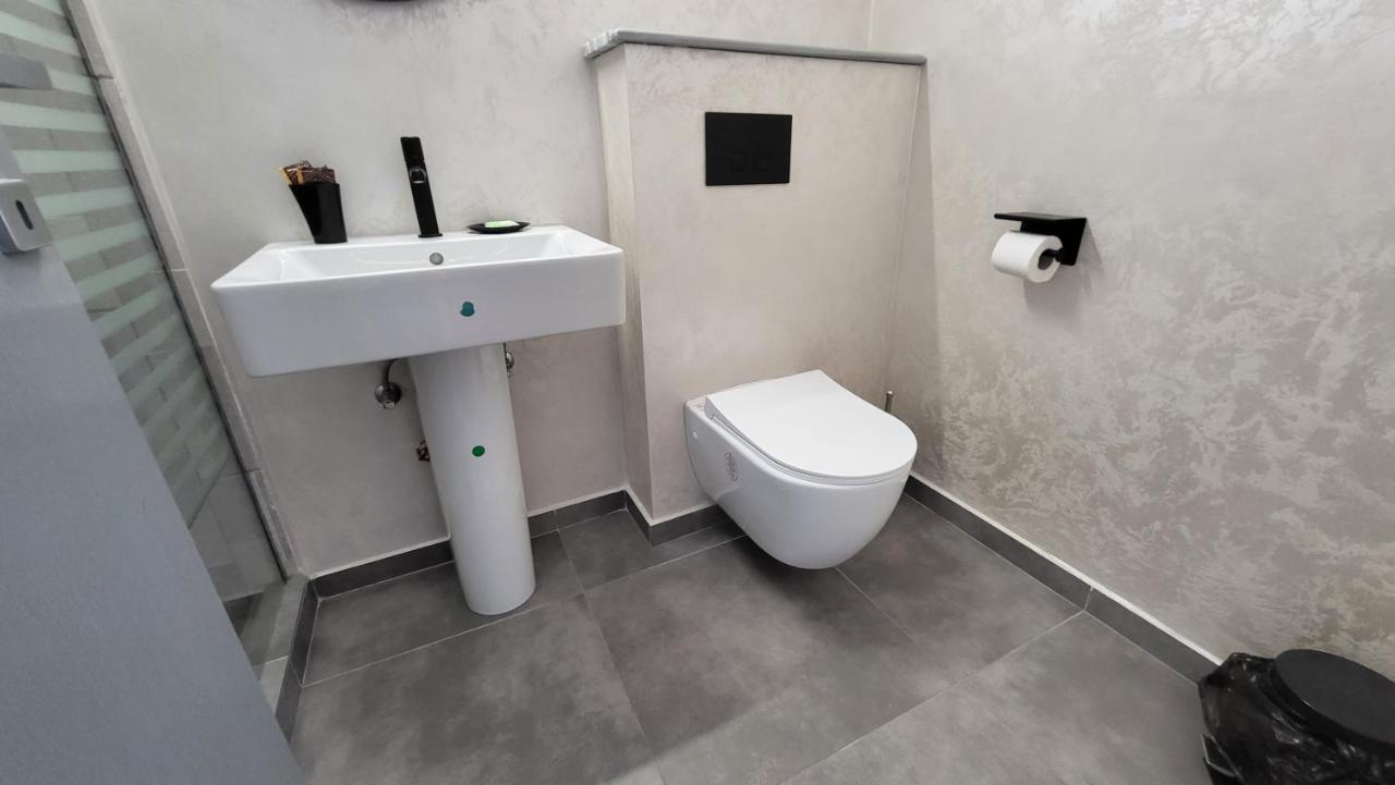Boutique Global Aparthotel Μπρασόβ Εξωτερικό φωτογραφία