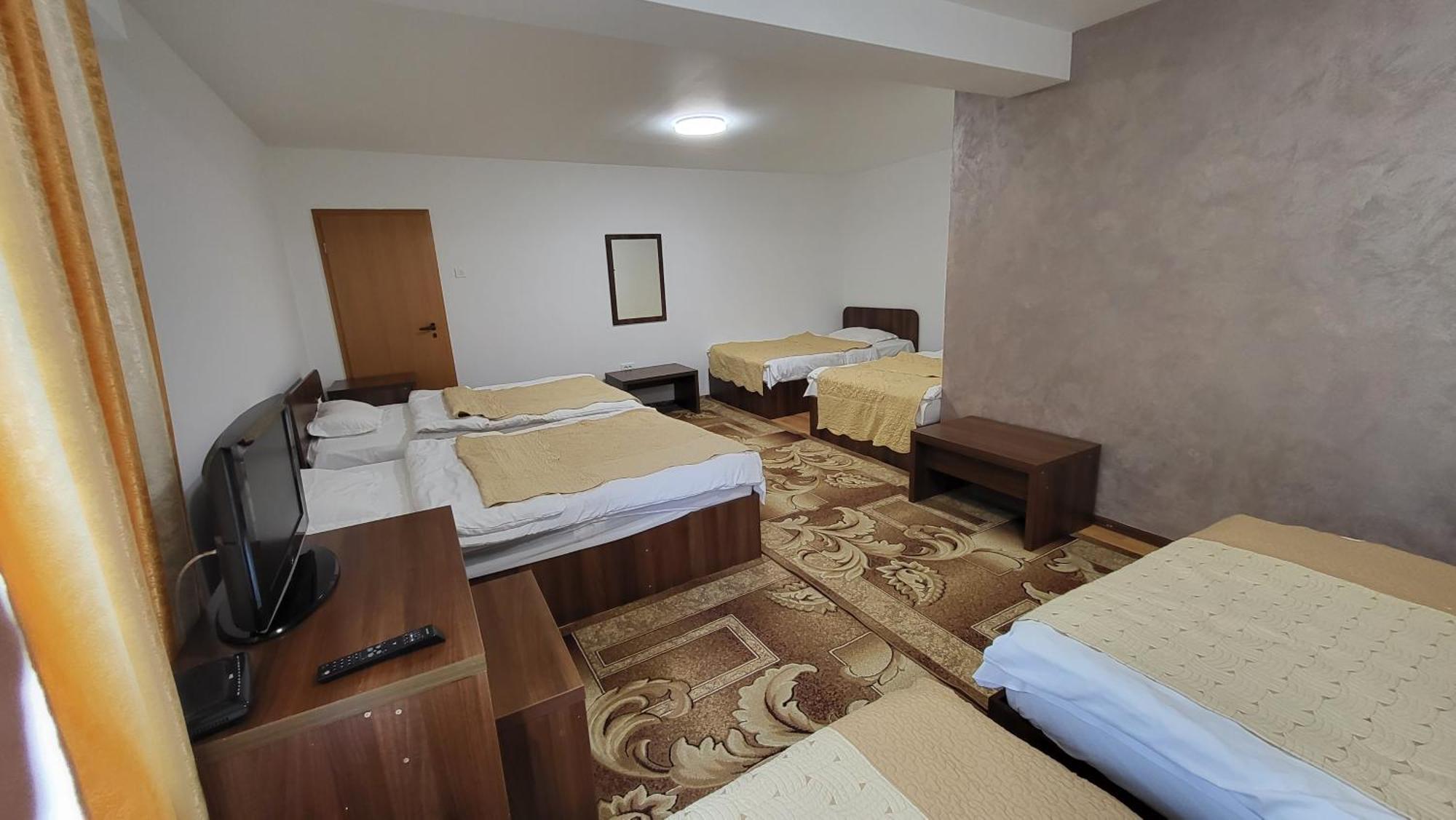 Boutique Global Aparthotel Μπρασόβ Εξωτερικό φωτογραφία