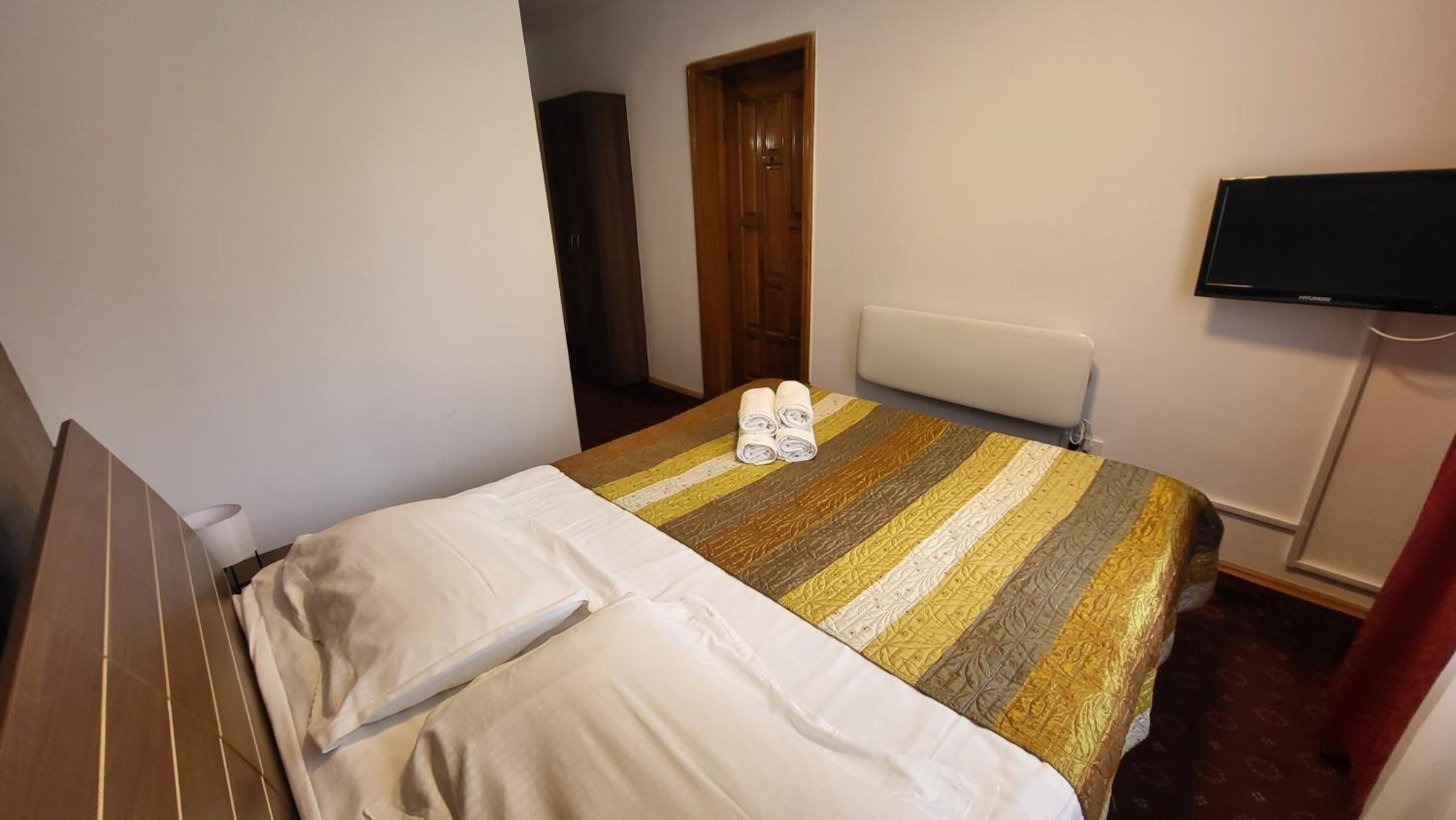Boutique Global Aparthotel Μπρασόβ Εξωτερικό φωτογραφία
