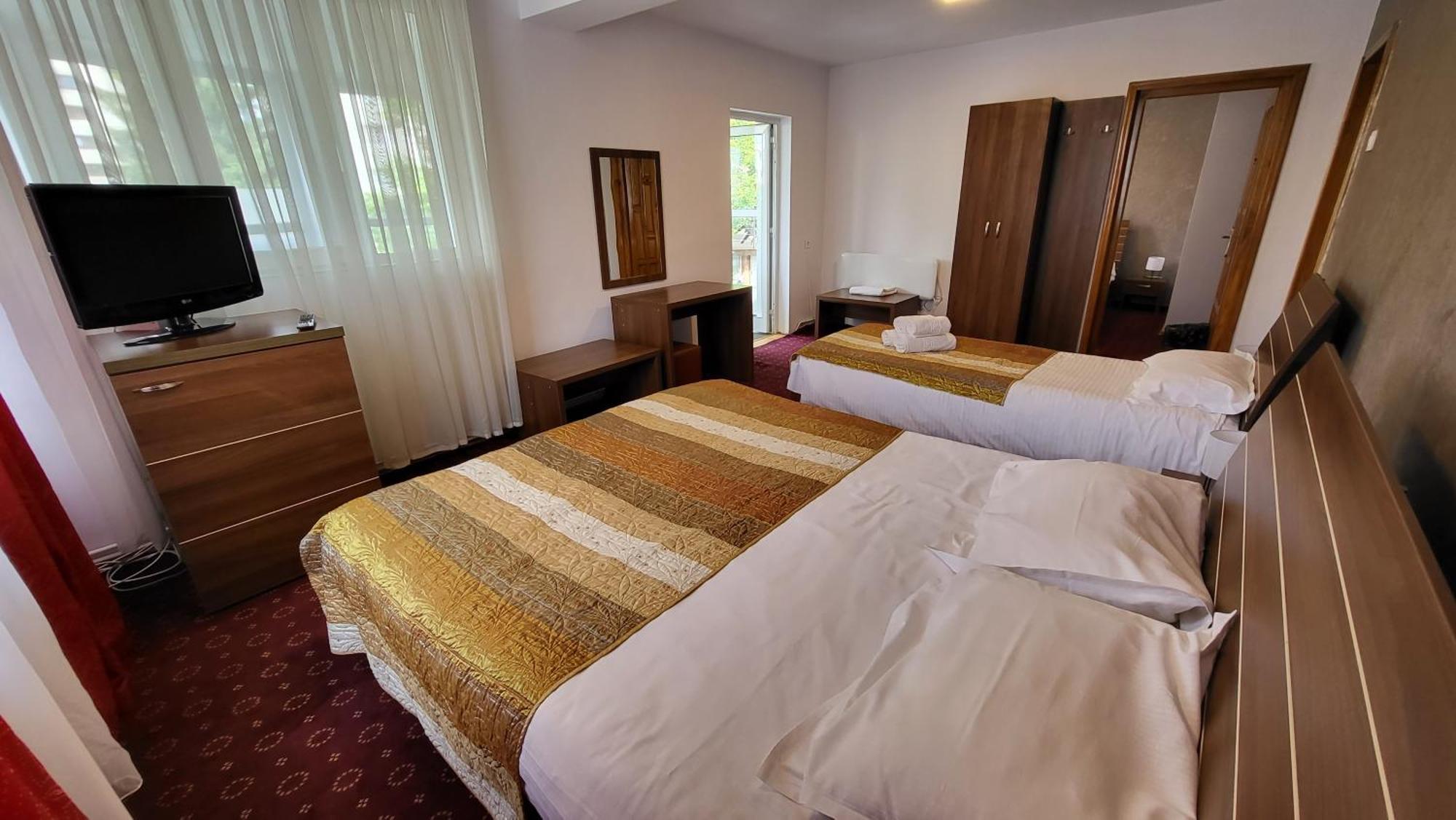 Boutique Global Aparthotel Μπρασόβ Εξωτερικό φωτογραφία